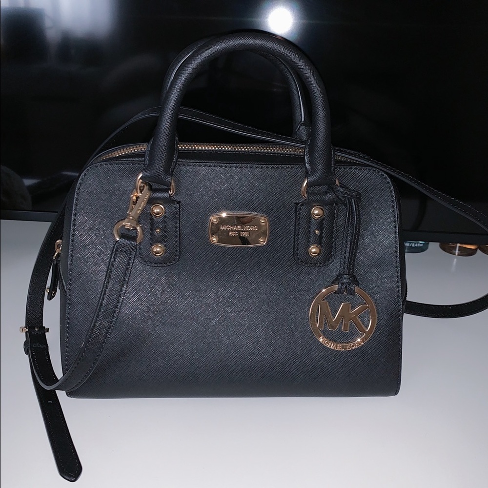 Michael Kors Saffiano Medium Handbag